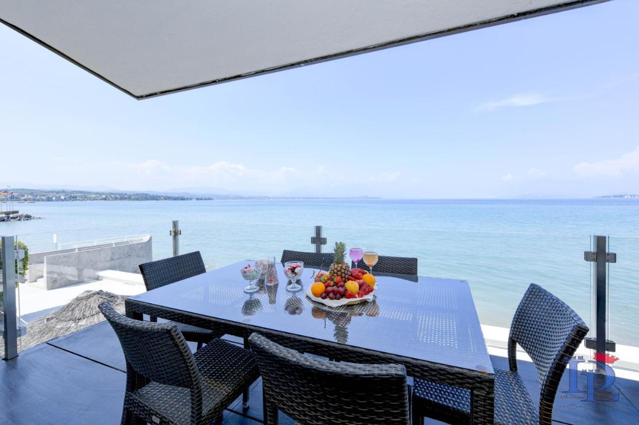 DesenzanoLoft AMAZING VILLA SOUND OF THE LAKE Desenzano del Garda Exterior foto